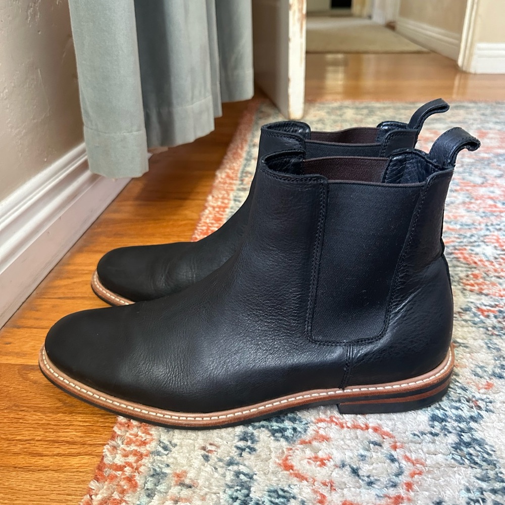 Black Leather Chelsea Boots Nisolo